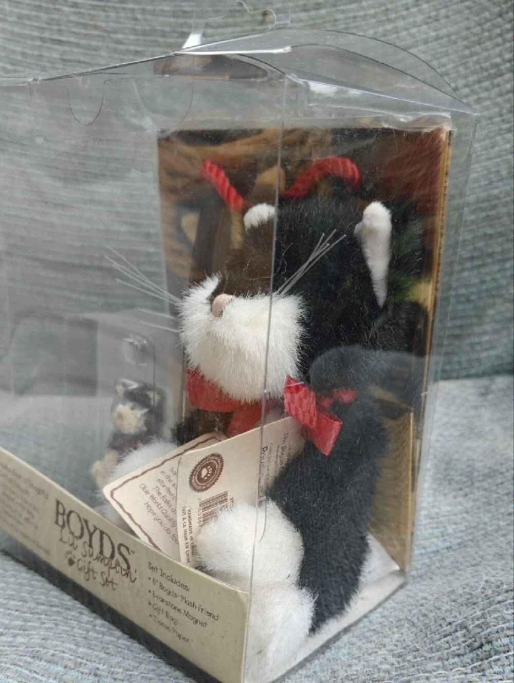 Boyds Bears adorable tommy